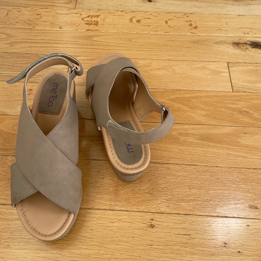 Women’s shoes